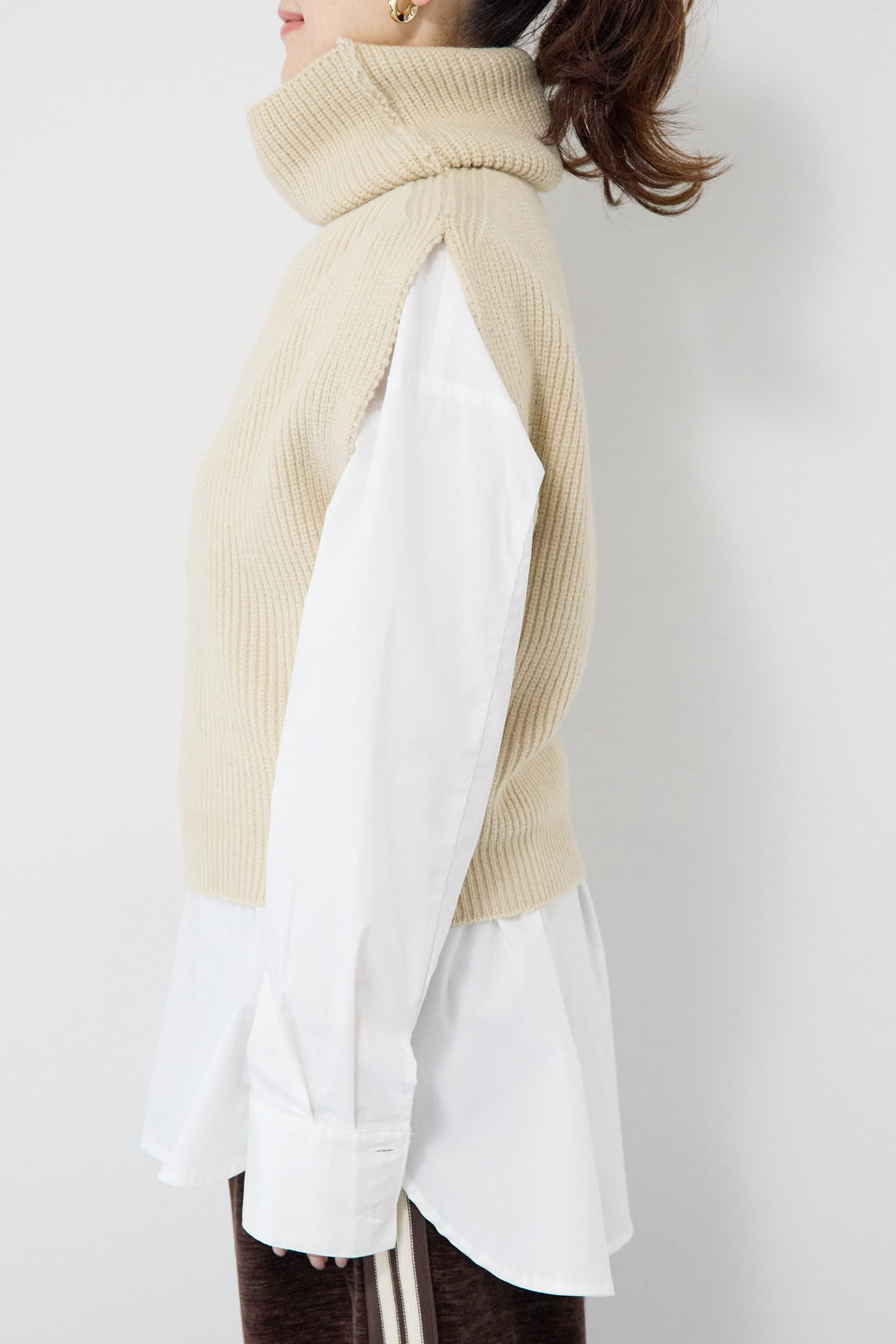 リブタートルショートベスト