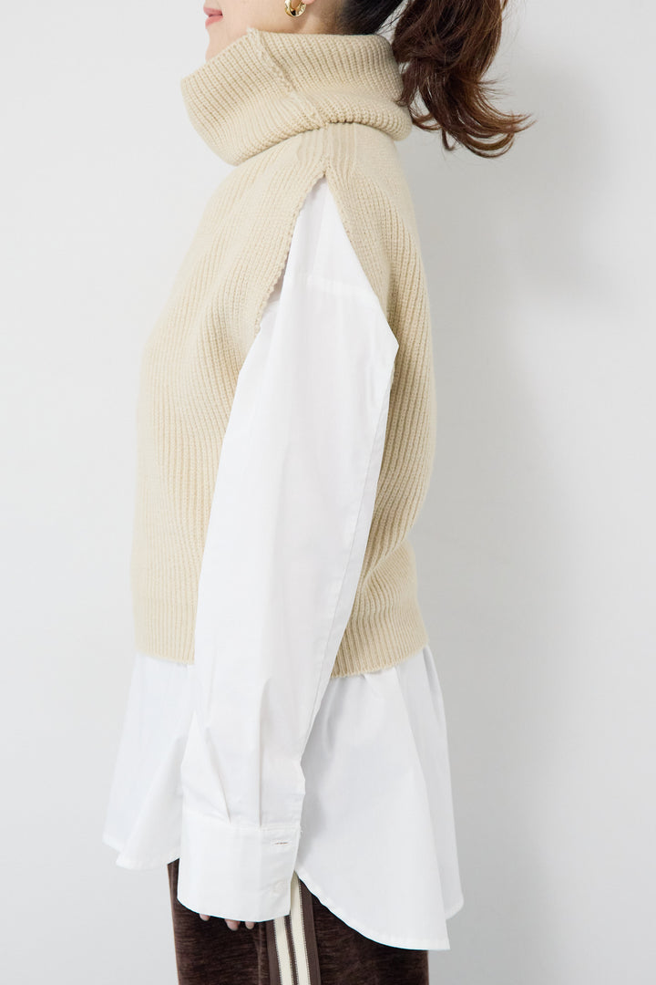 リブタートルショートベスト