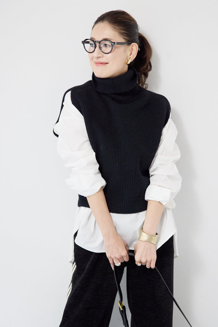 リブタートルショートベスト