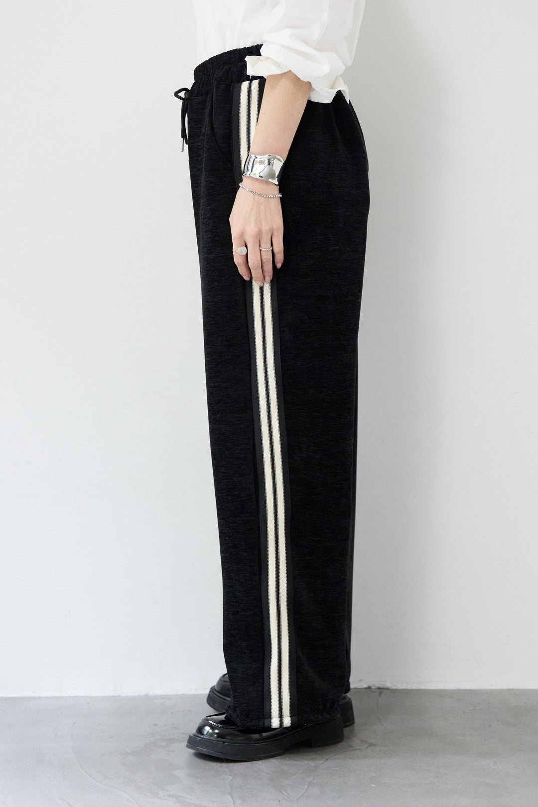 [SET]リブタートルショートベスト+ベロアタッチ サイドラインパンツ(2set)