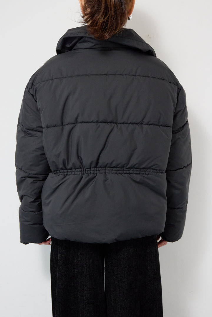 ファー襟付き中綿ジャケット