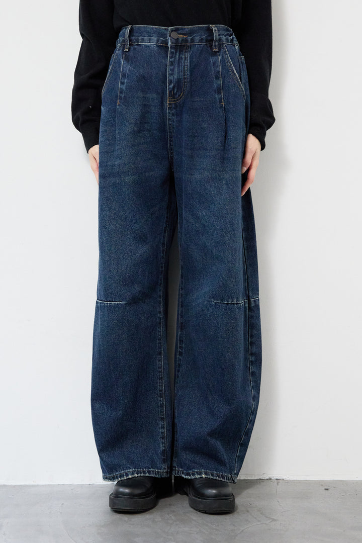 カーブデニムパンツ