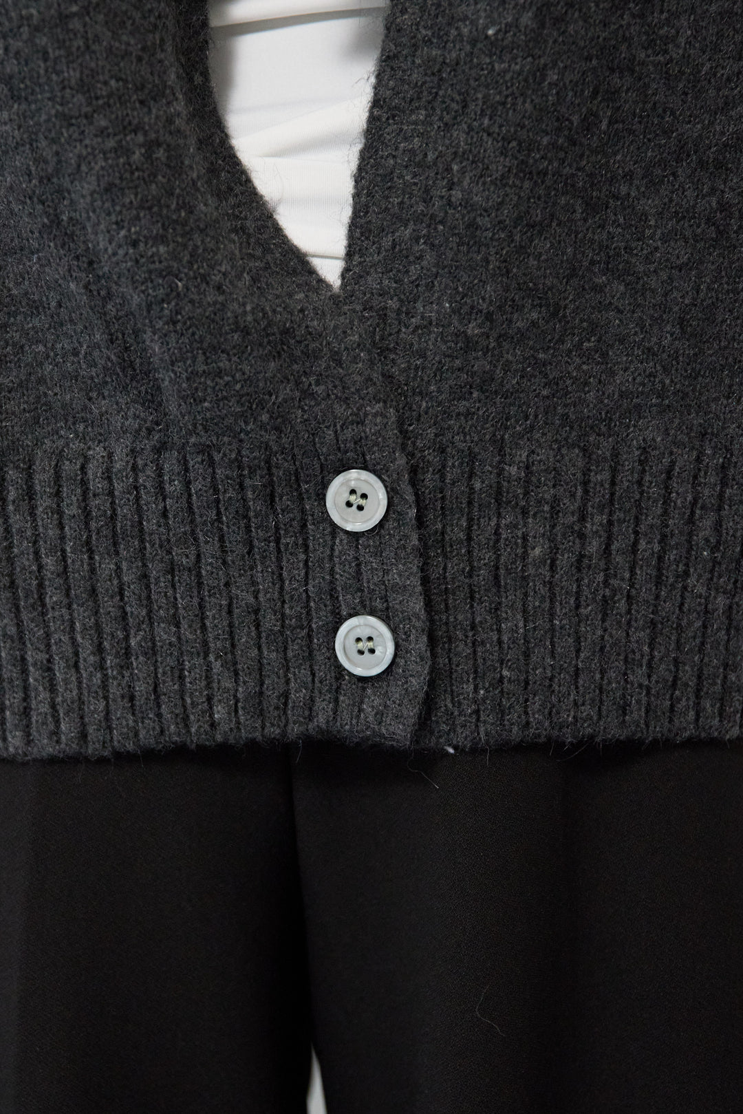 バックシャンリボンデザインニット