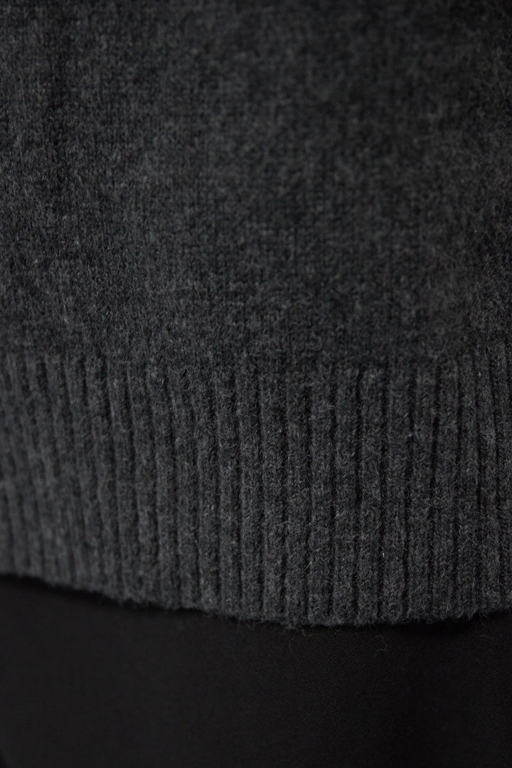 バックシャンリボンデザインニット