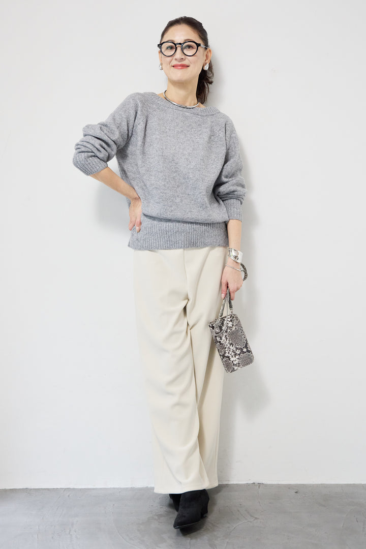 バックシャンリボンデザインニット