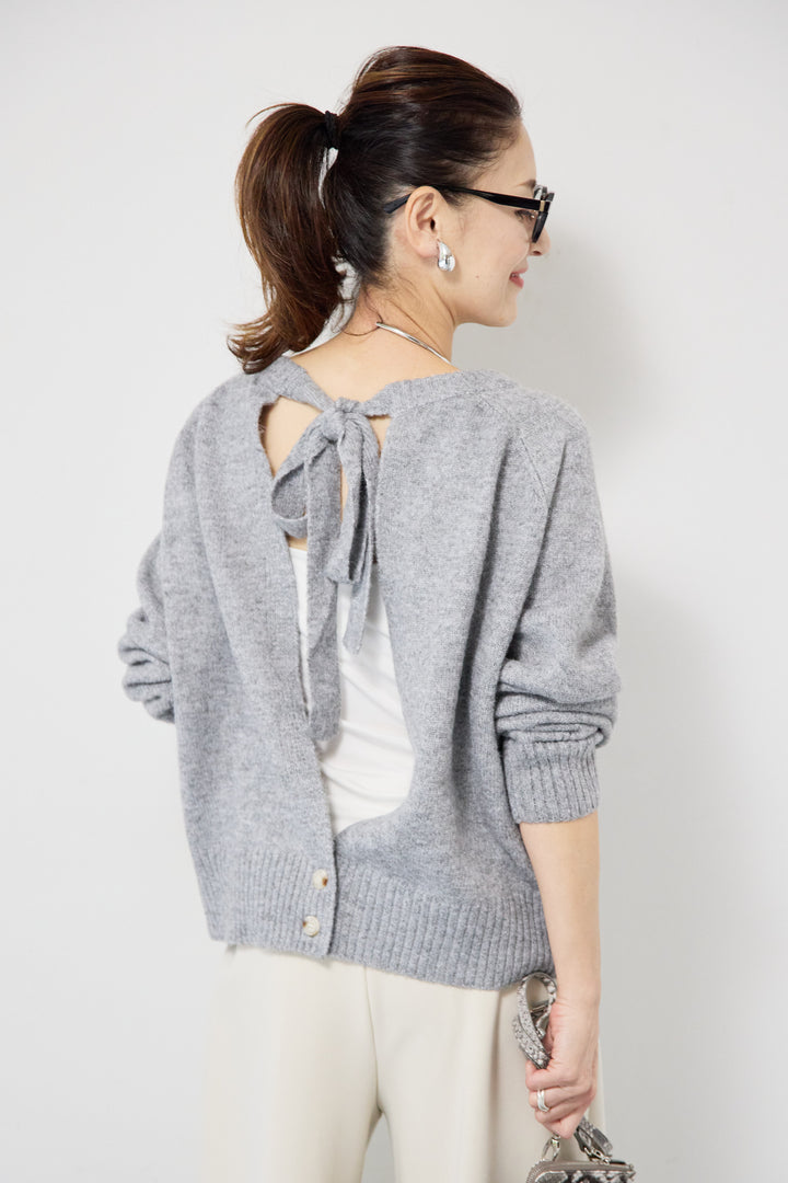 バックシャンリボンデザインニット