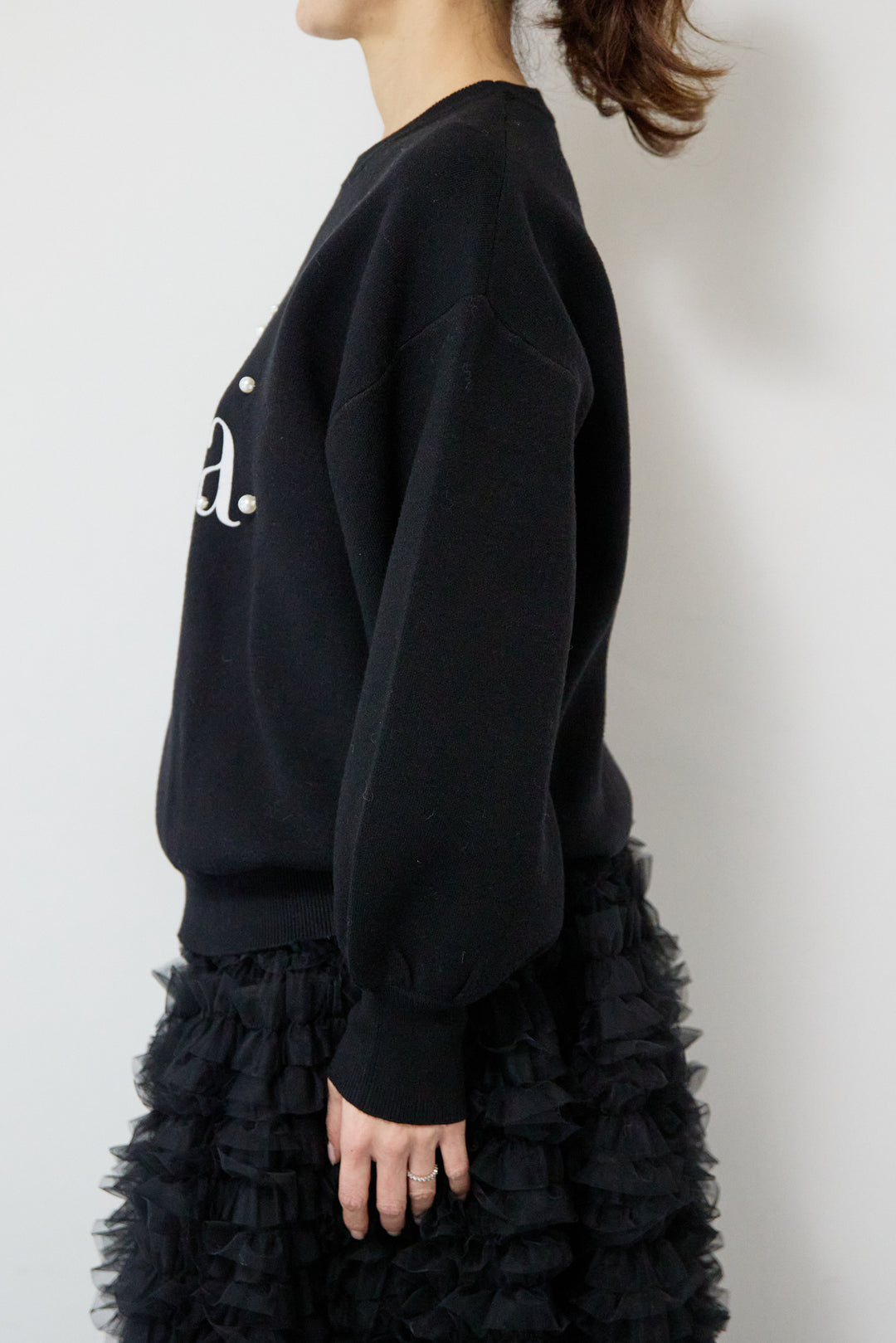 パール+ロゴニットトップス