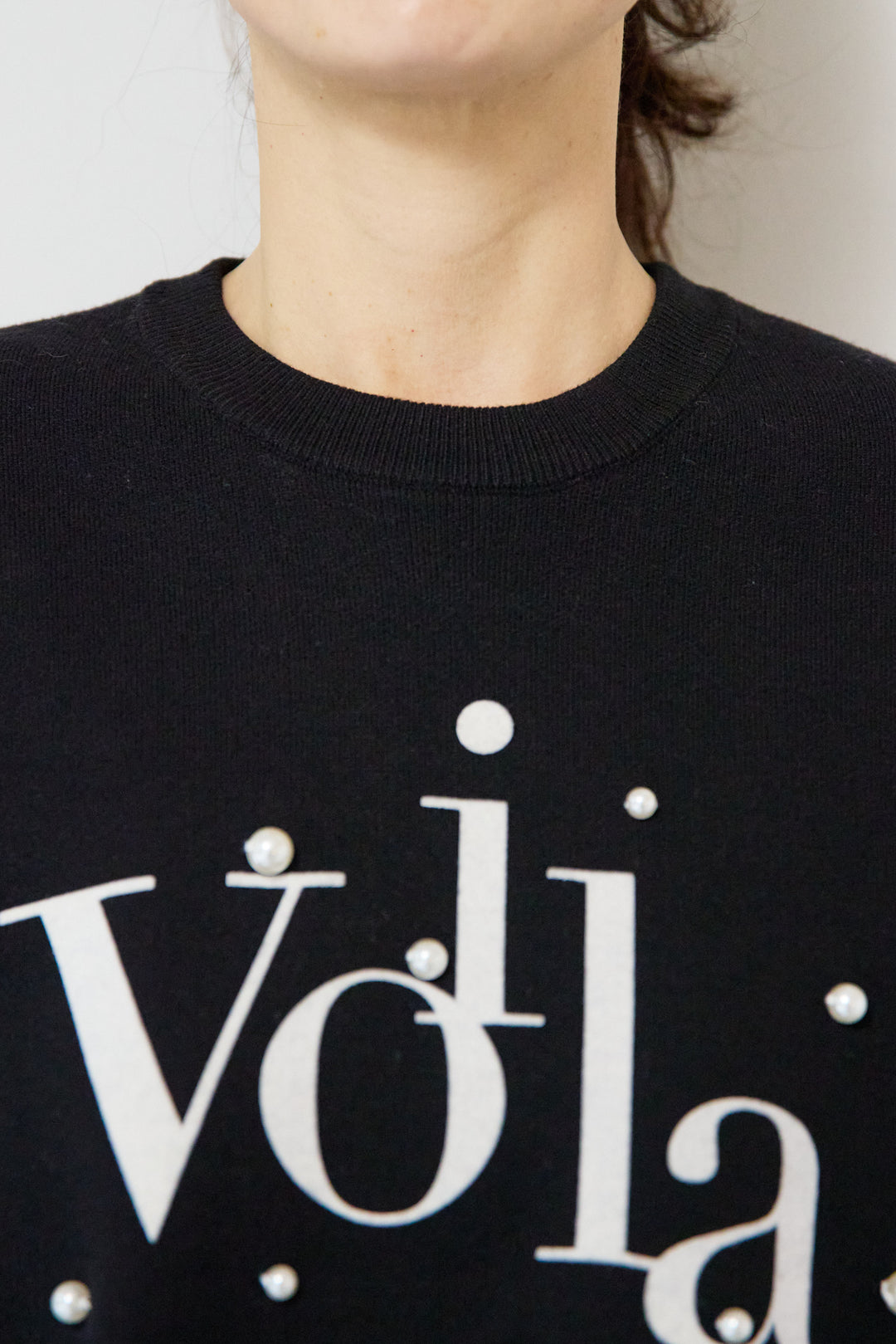 パール+ロゴニットトップス