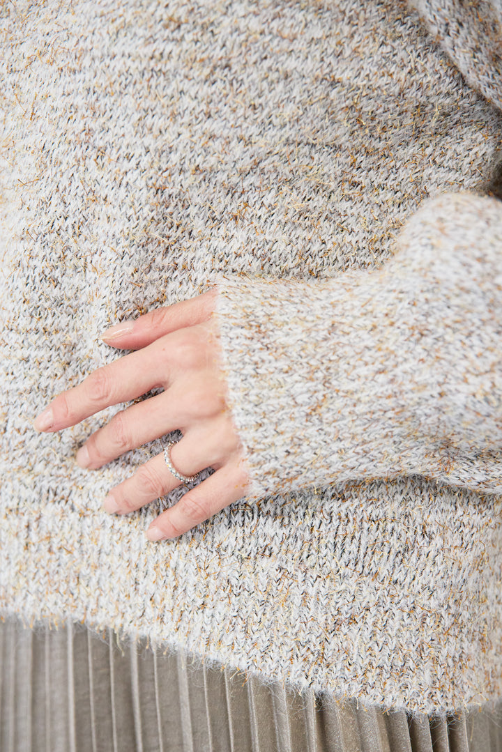 ひげネップヤーンニットプルオーバー