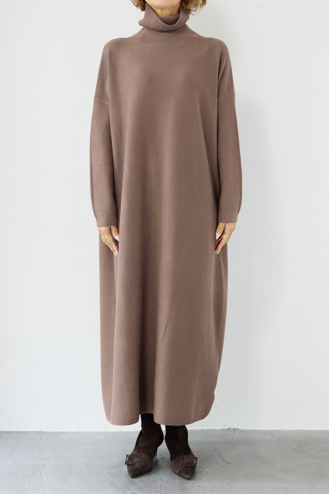 ソフトタッチタートルニットワンピース