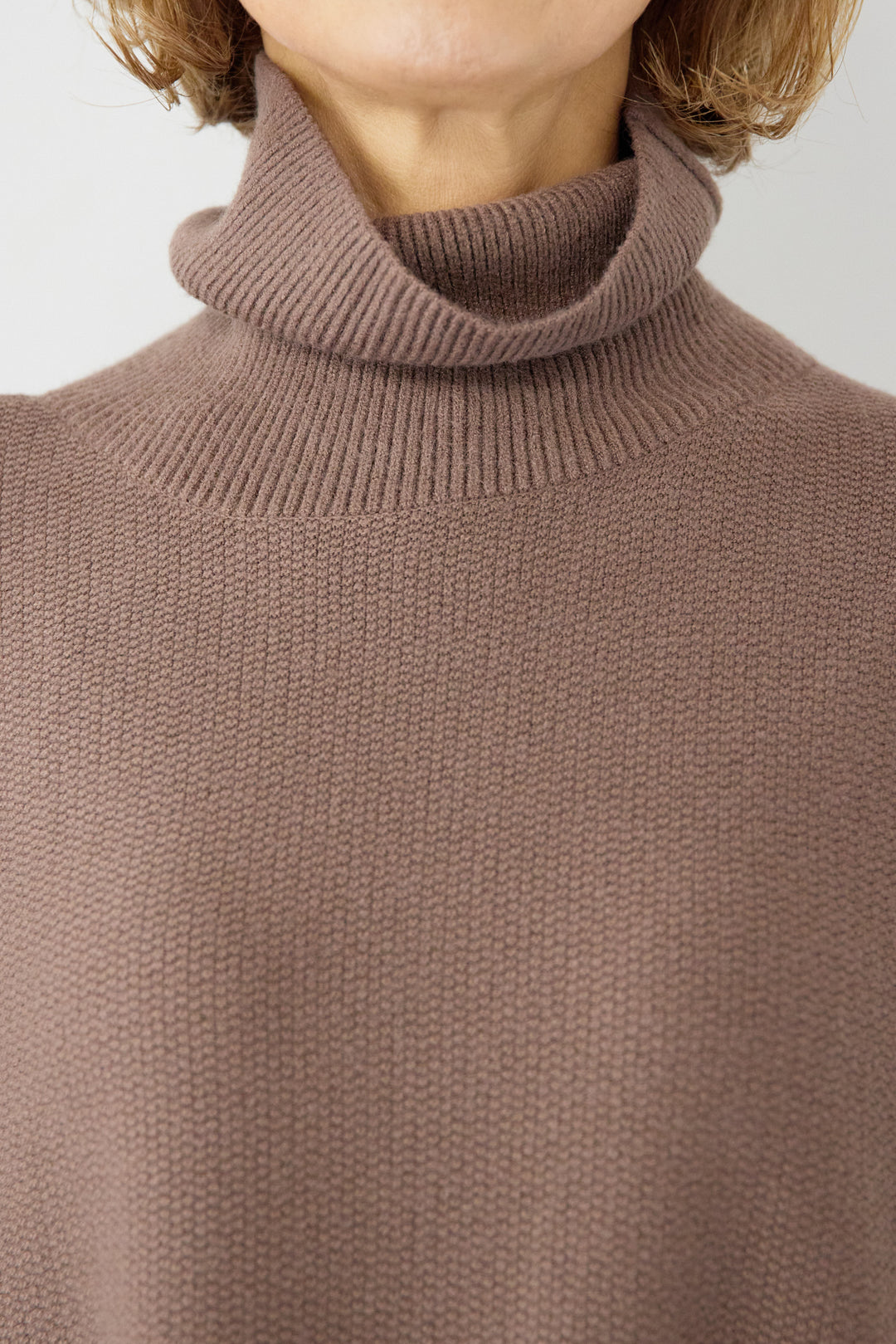 ソフトタッチタートルニットワンピース