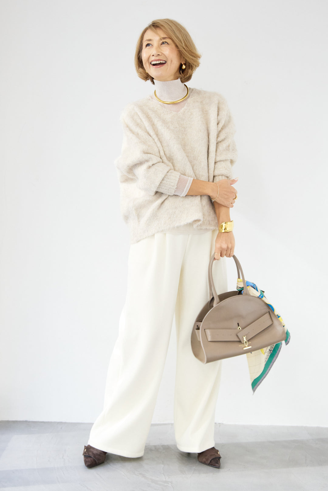 [SET]ヘアリーブークレVネックニット+裏起毛イージーワイドパンツ(2set)