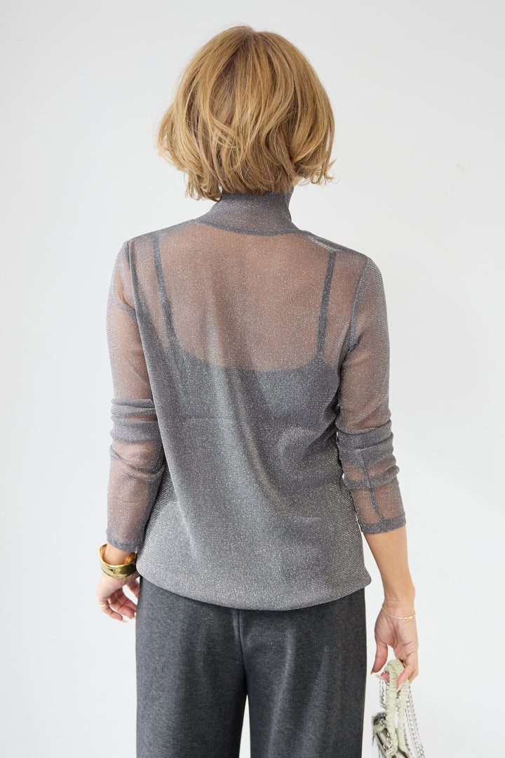 ラメシアー ハイネックトップス