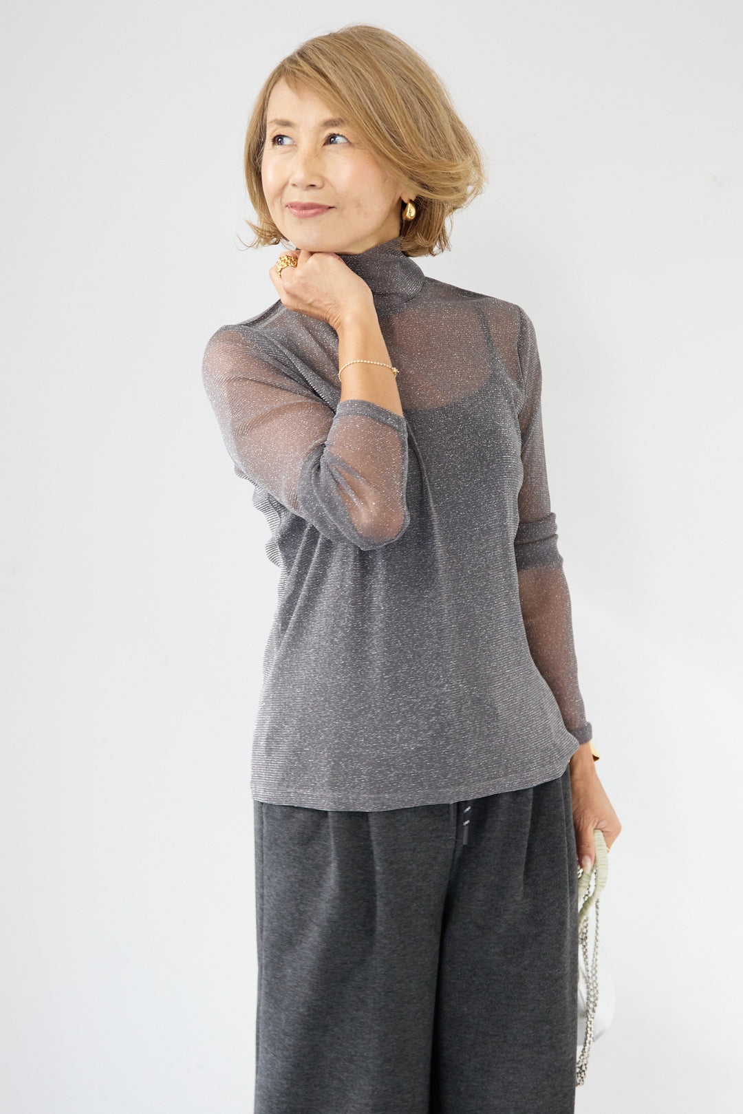 ラメシアー ハイネックトップス