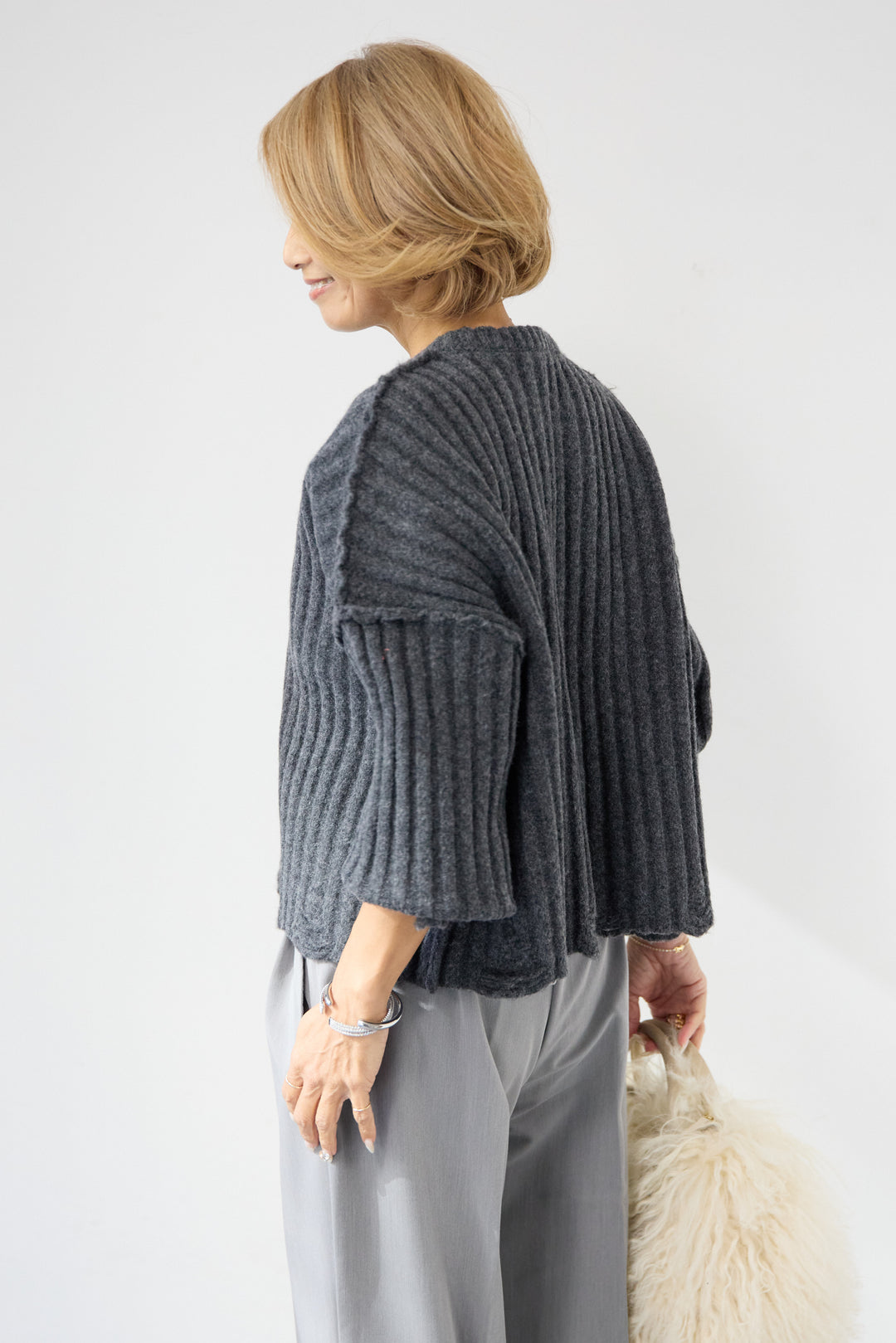 ダメージデザインニット