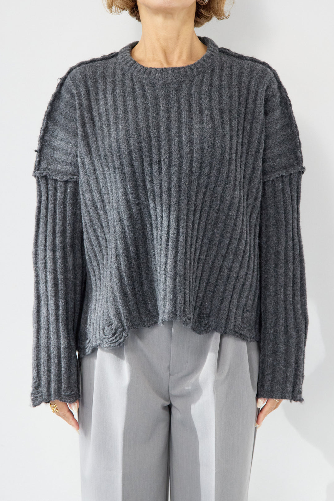 ダメージデザインニット