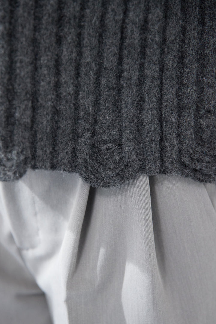 ダメージデザインニット