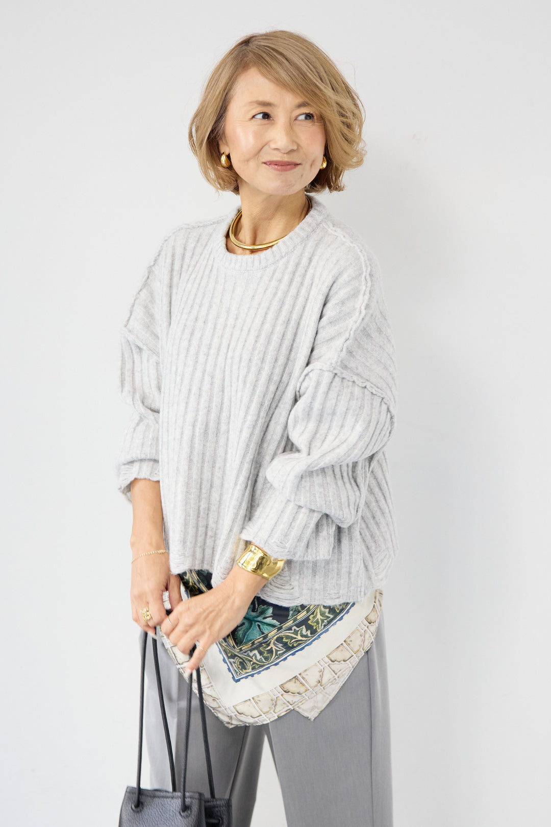 ダメージデザインニット