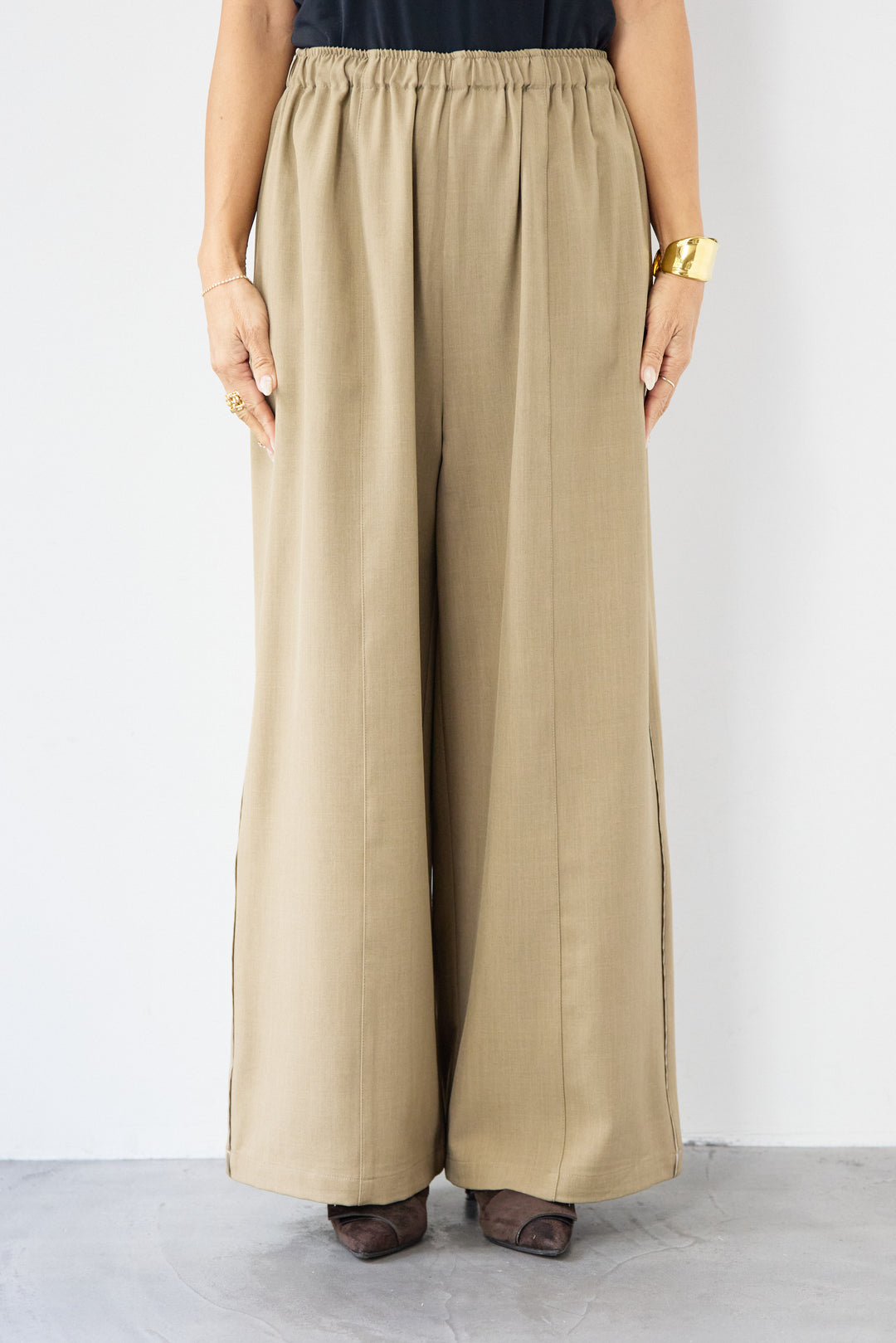 サイドライン ワイドストレートパンツ