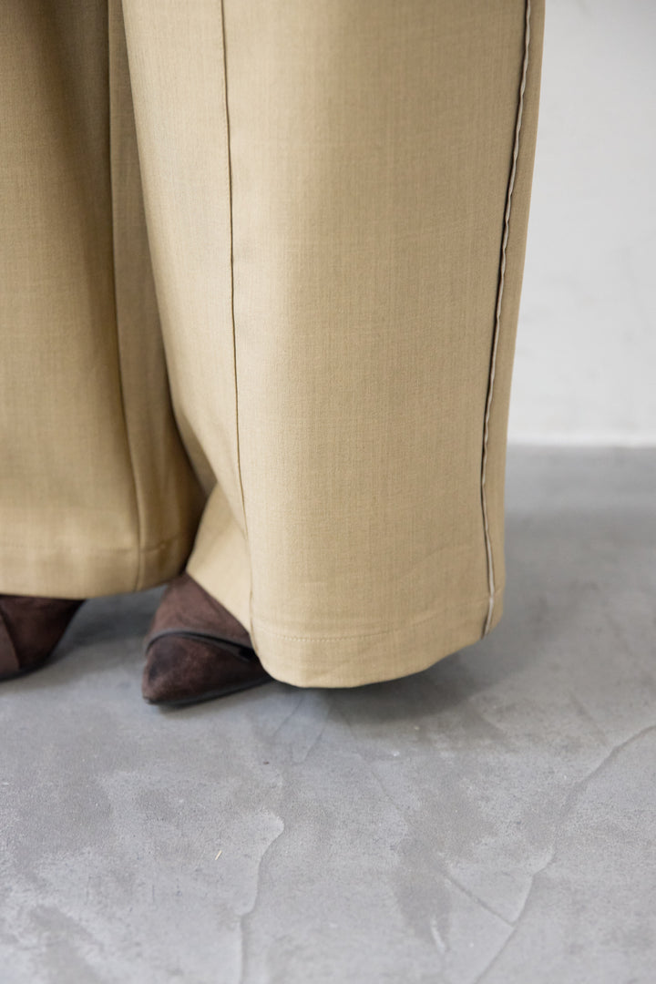 サイドライン ワイドストレートパンツ