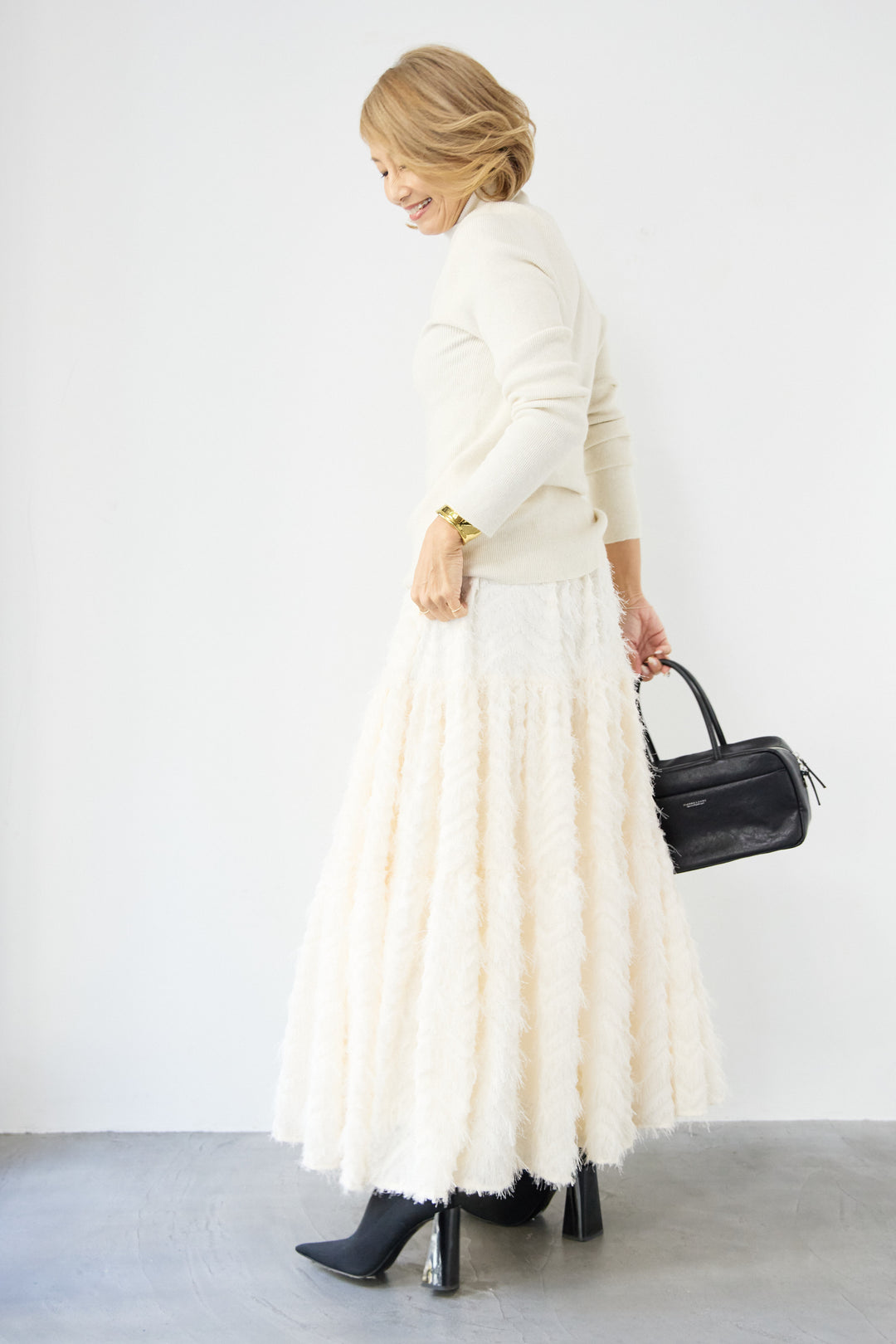 ホールガーメントタートルリブニット