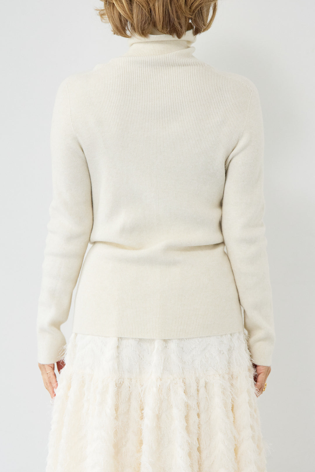 ホールガーメントタートルリブニット