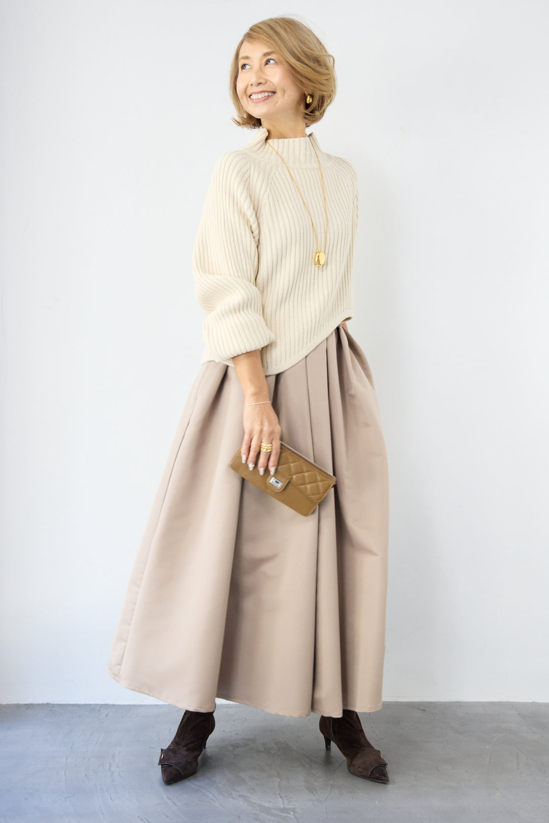 アシメヘムリブニット