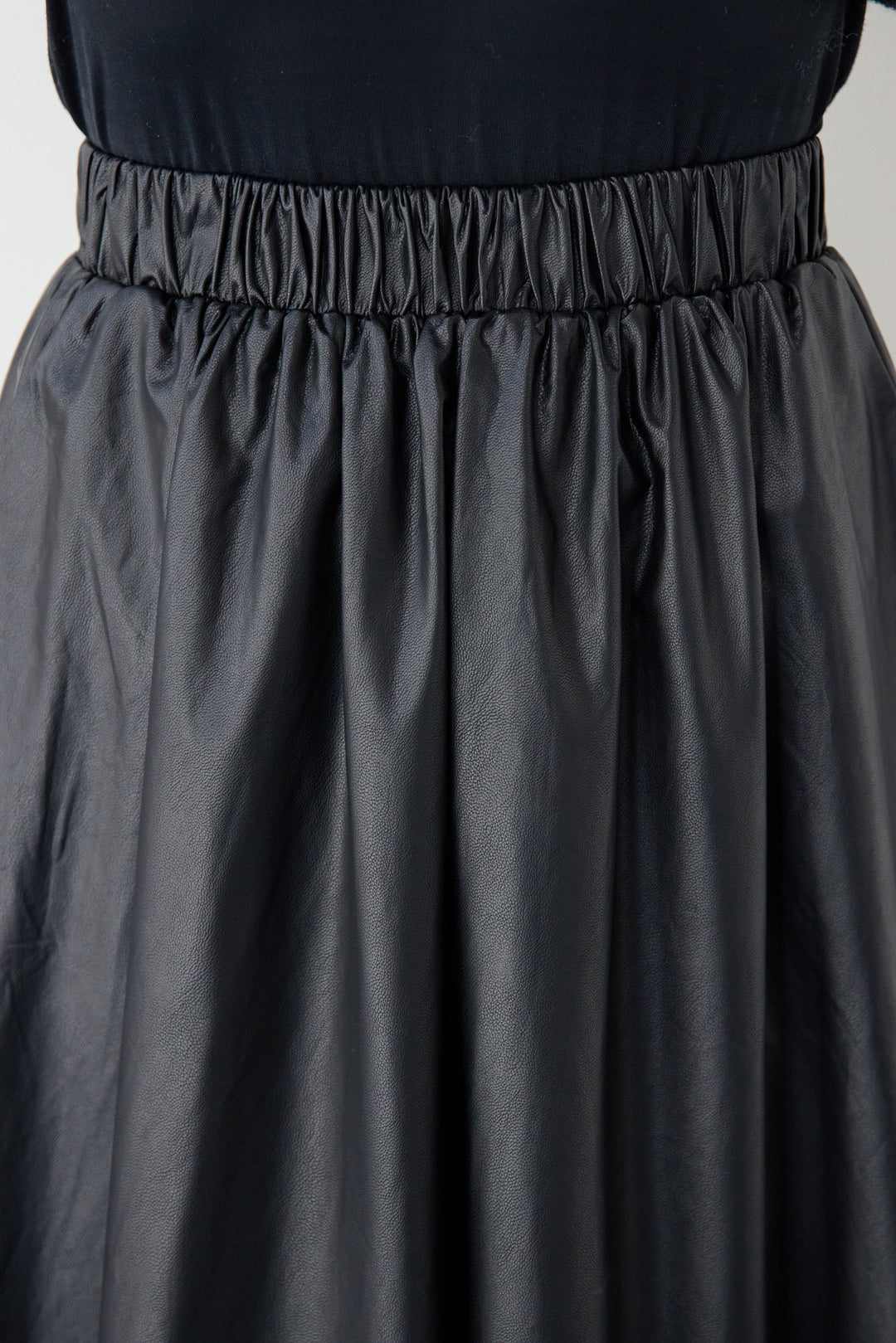 バルーンエコレザースカート