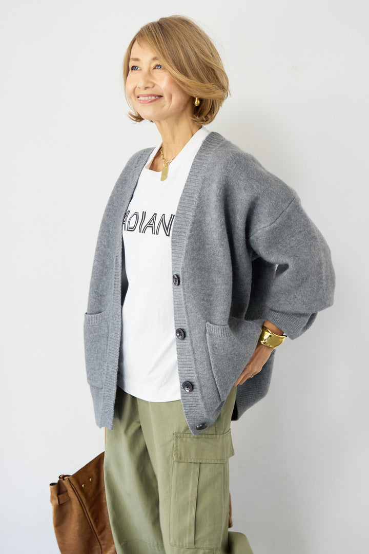 Vネックワイドカーディガン