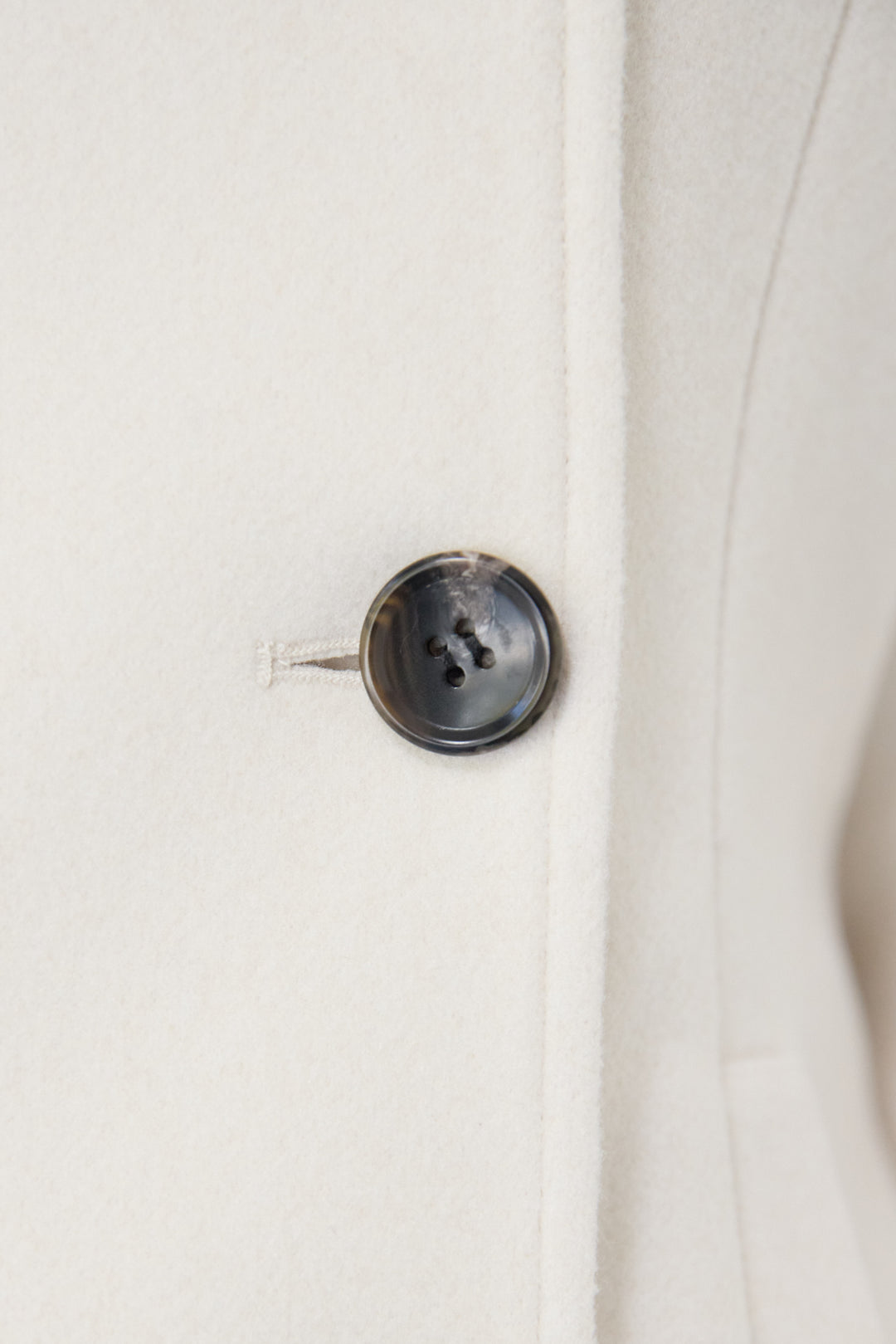 カーブラインPコート