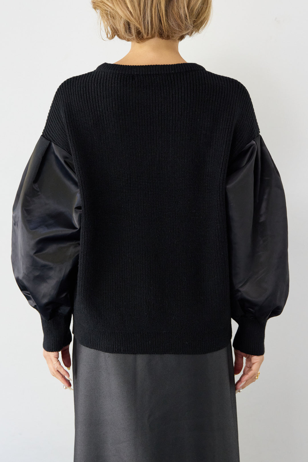 ナイロンツイルニットプルオーバー