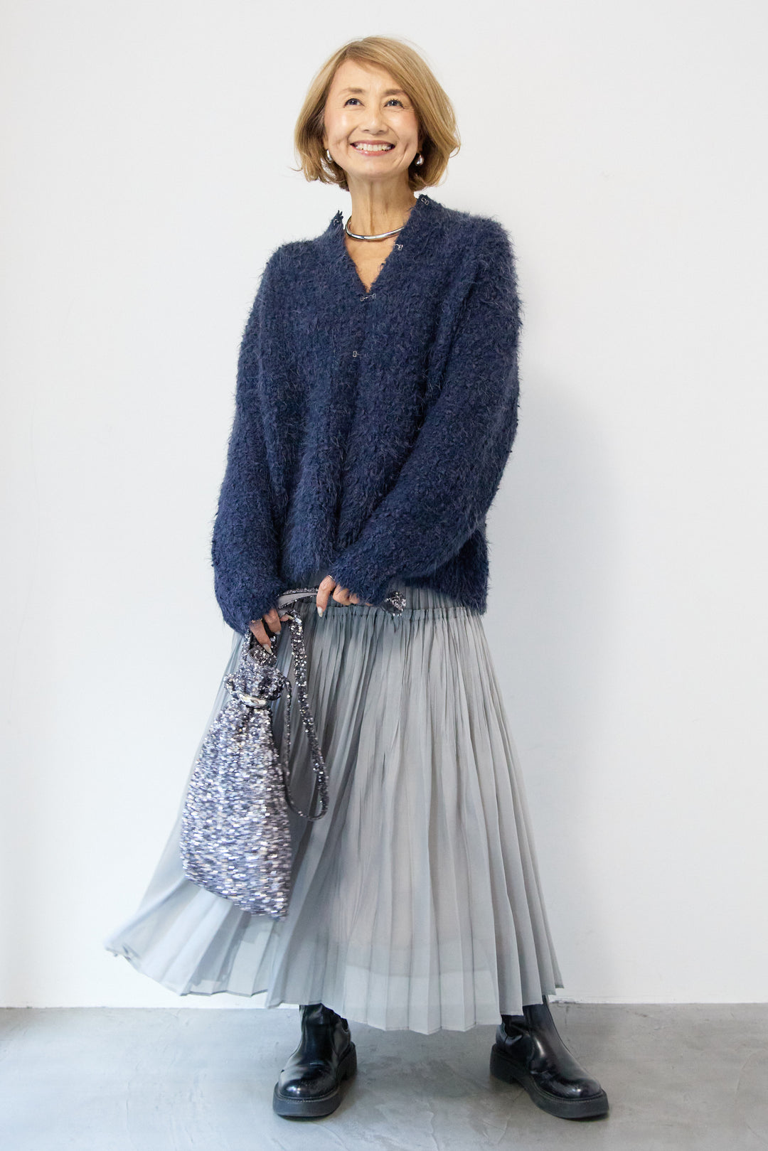 クルーネックシャギーカーディガン