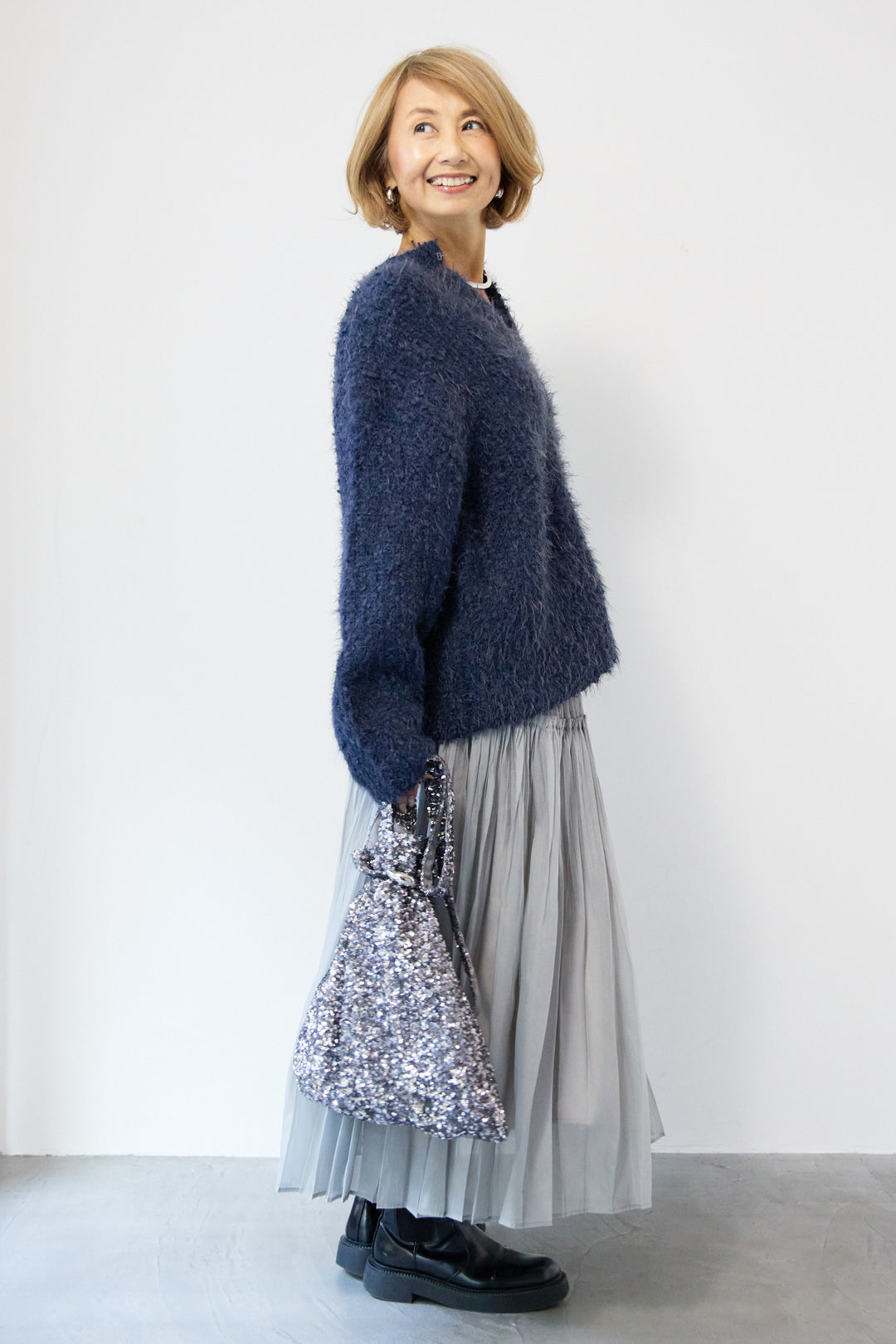 クルーネックシャギーカーディガン