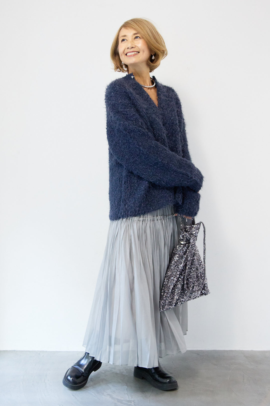 クルーネックシャギーカーディガン