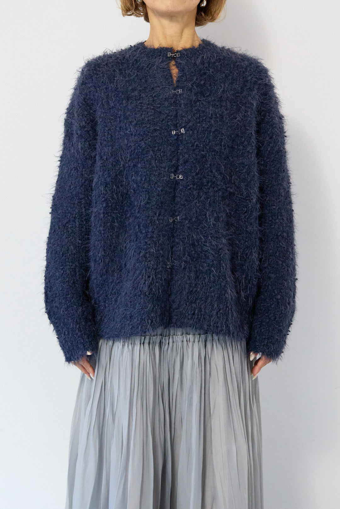 クルーネックシャギーカーディガン