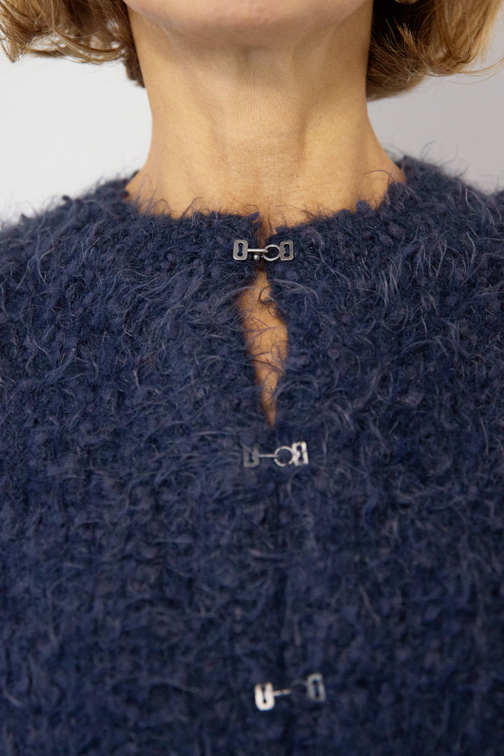 クルーネックシャギーカーディガン