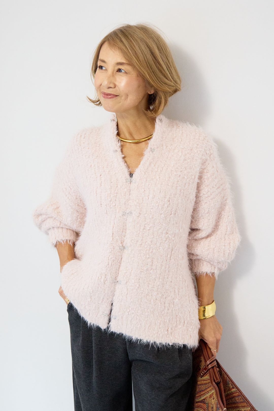 クルーネックシャギーカーディガン