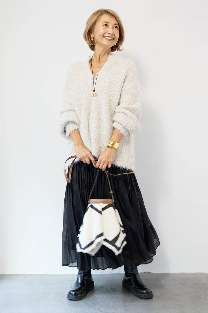 クルーネックシャギーカーディガン