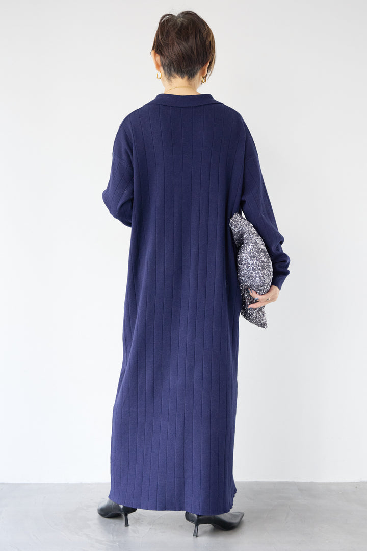 襟付きニットワンピース