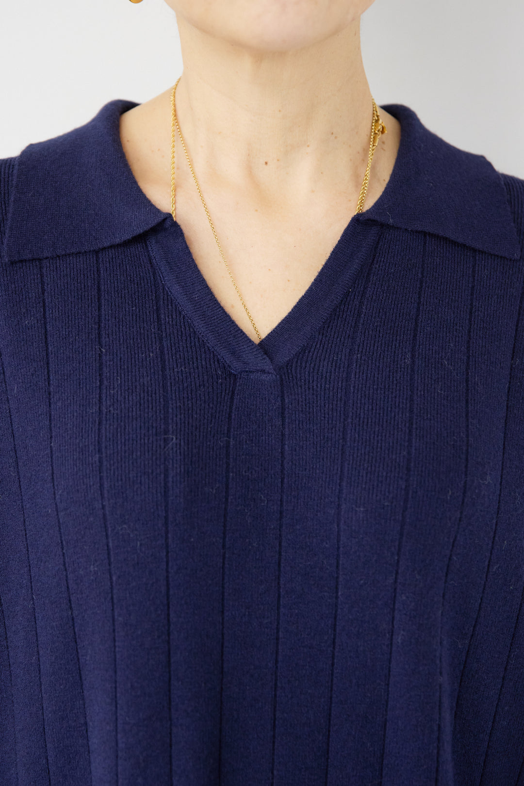 襟付きニットワンピース