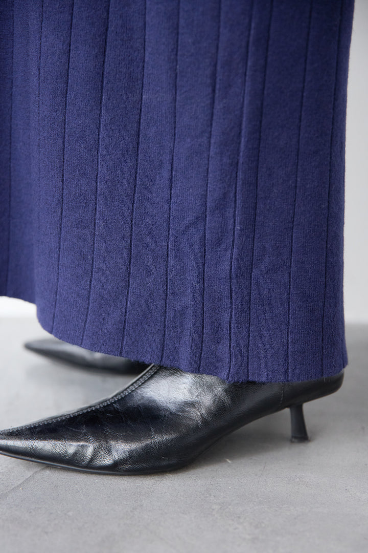 襟付きニットワンピース