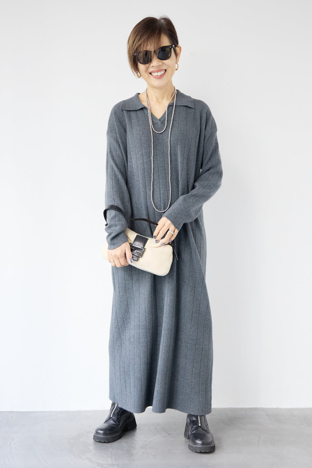 襟付きニットワンピース