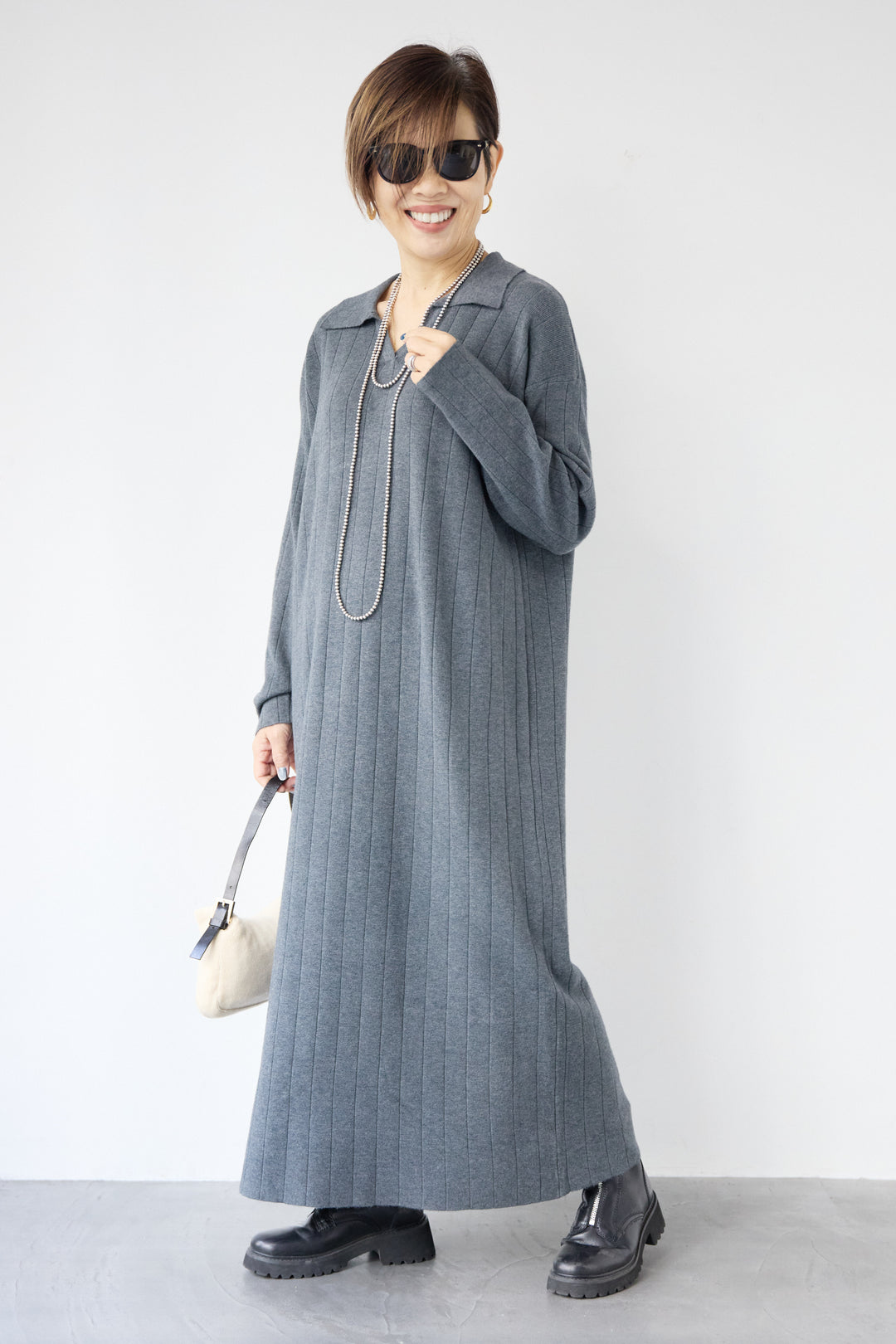 襟付きニットワンピース