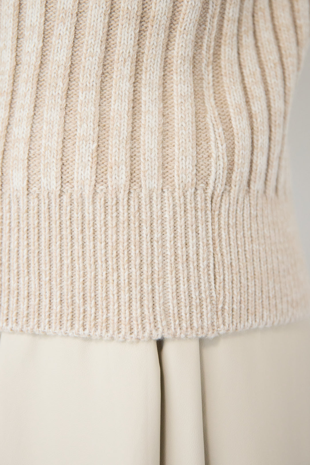 ウール混リブニットジップカーディガン