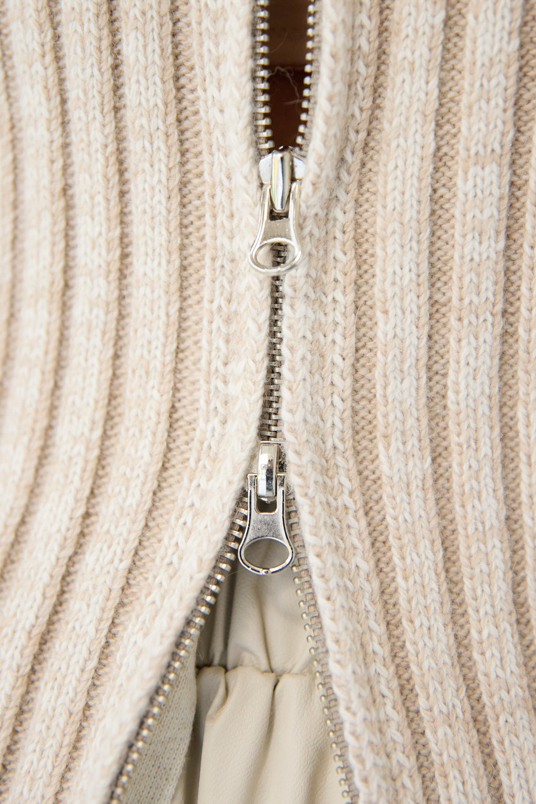 ウール混リブニットジップカーディガン