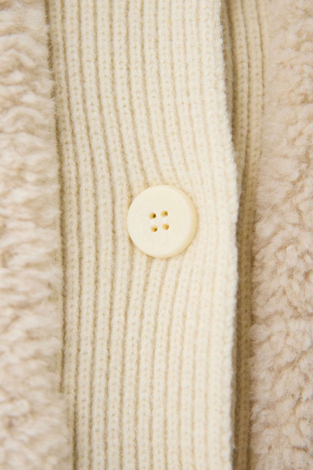 ボアニットジャケット