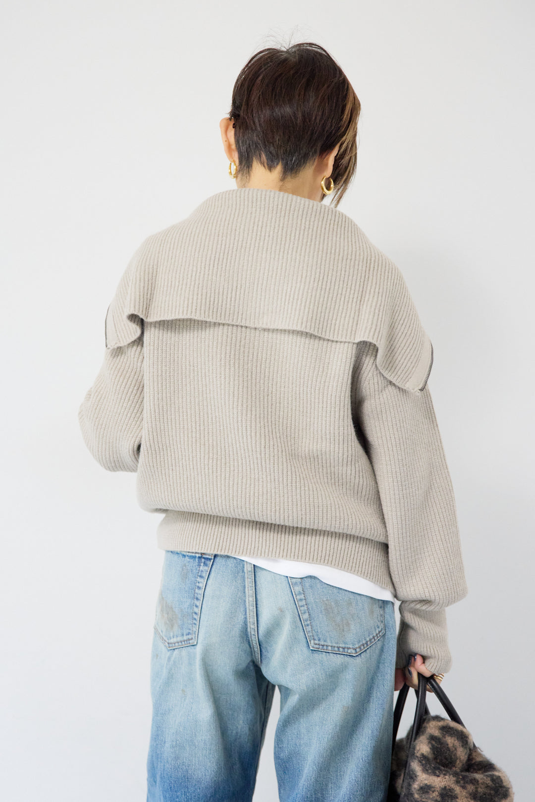 ビックカラーハーフジップニット