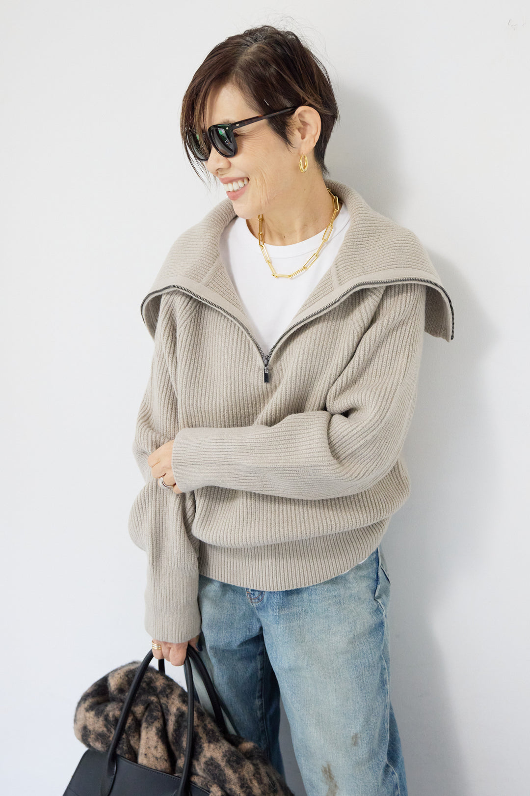 ビックカラーハーフジップニット