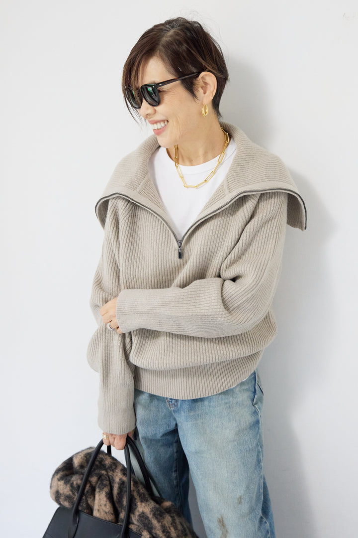 ビックカラーハーフジップニット