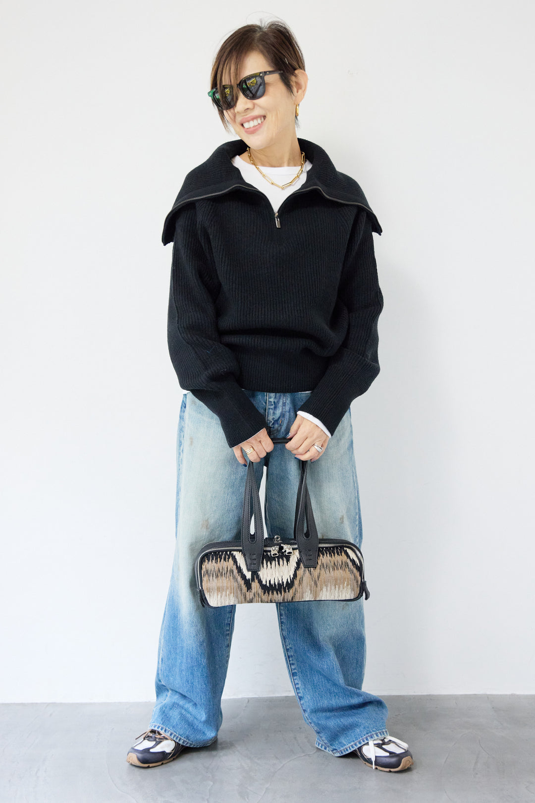 ビックカラーハーフジップニット